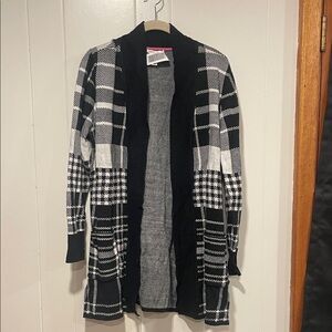 Isaac Mizrahi Black and White Plaid Cardigan